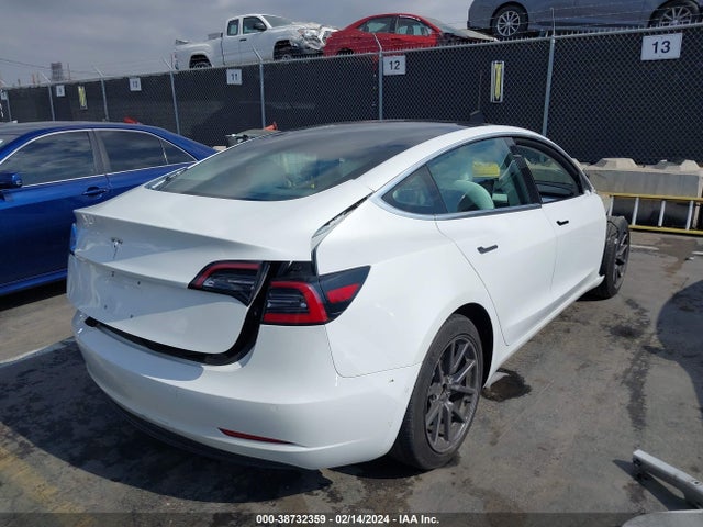 Tesla Model 3 Long Range/mid Range 2018 5YJ3E1EA7JF166413 Image 4
