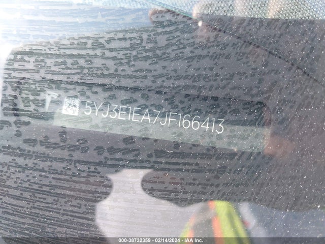 Tesla Model 3 Long Range/mid Range 2018 5YJ3E1EA7JF166413 Image 9