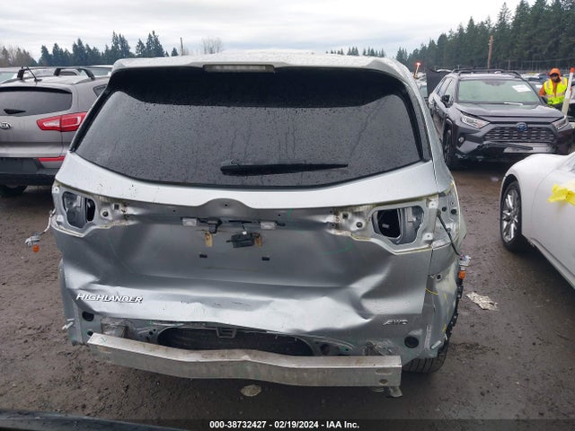Toyota Highlander Le 2019 5TDBZRFH3KS926280 Image 17