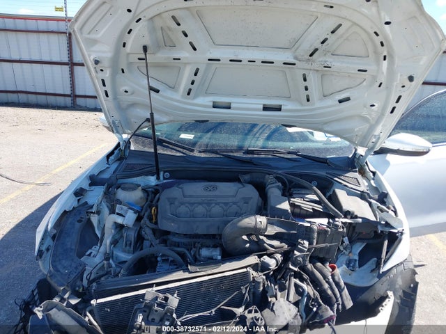 1VWAA7A34JC011356 Volkswagen Passat 2.0t R-line/2.0t S