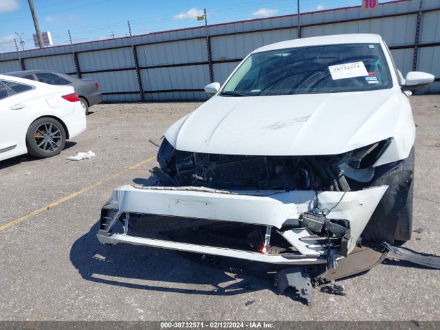 1VWAA7A34JC011356 Volkswagen Passat 2.0t R-line/2.0t S