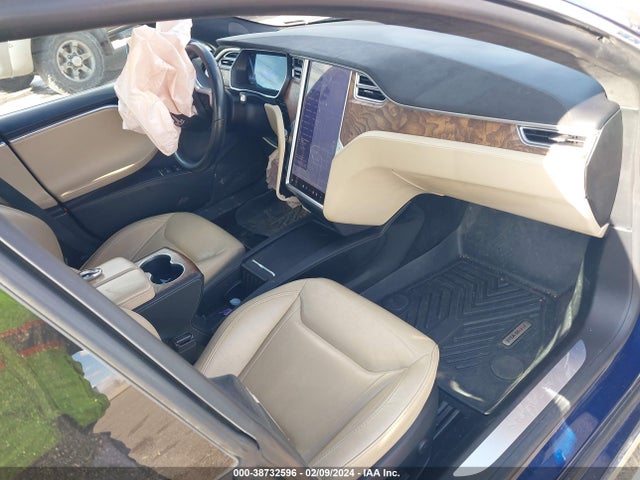 Tesla Model S 60/70/75/85 2016 5YJSA1E18GF174200 Image 5