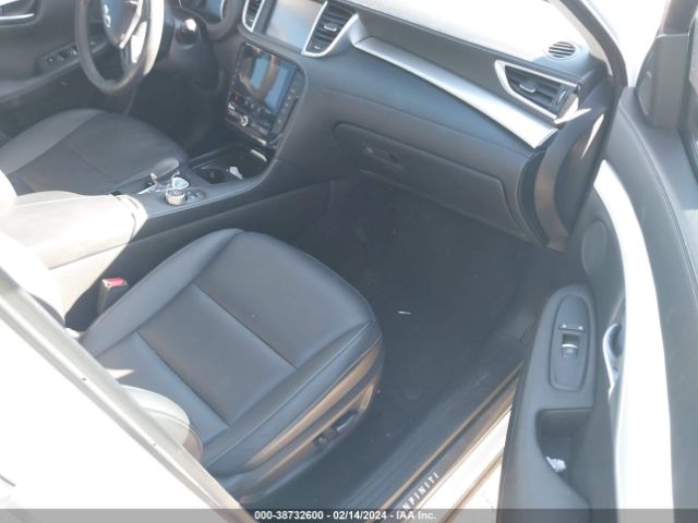 3PCAJ5M38KF132107 Infiniti Qx50 Luxe