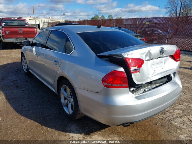 1VWAS7A36FC104092 Volkswagen Passat 1.8t Limited Edition
