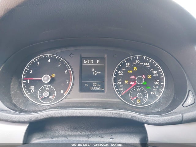 1VWAS7A36FC104092 Volkswagen Passat 1.8t Limited Edition