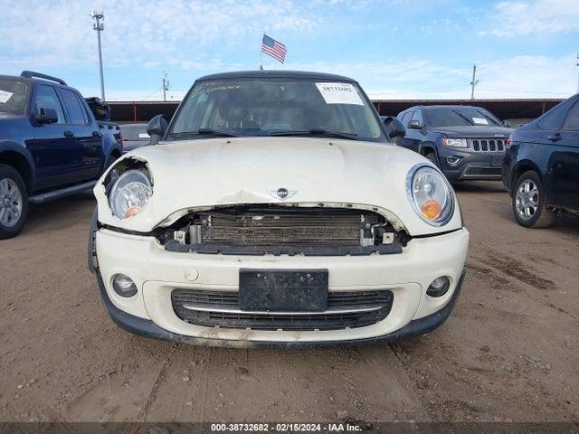 2012 MINI COOPER WMWSU3C58CT541903 Photo 5