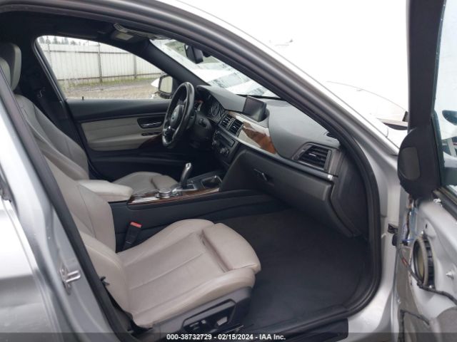WBA3B1G50FNT06560 BMW 320i