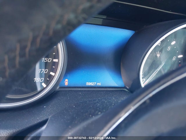 ZN661XUA8JX294323 Maserati Levante