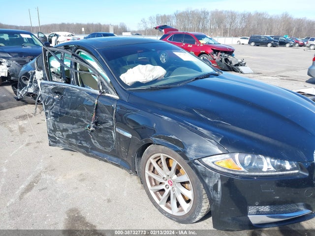 2015 JAGUAR XF SAJWA0FS9FPU59755 Photo 5
