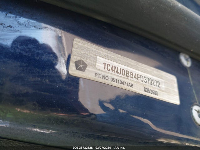 1C4NJDBB4FD379272 Jeep Compass Sport