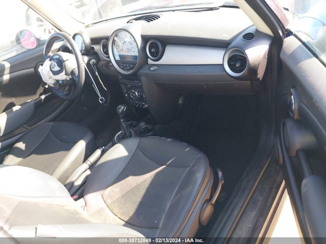 2012 MINI COOPER WMWSU3C54CT541185 Photo 4