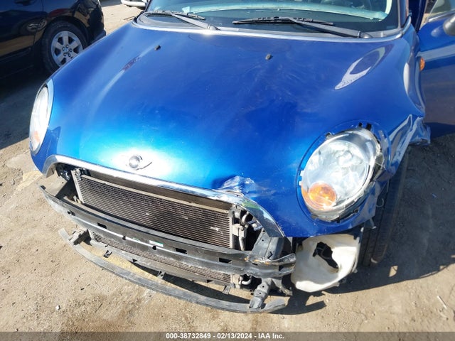 2012 MINI COOPER WMWSU3C54CT541185 Photo 5
