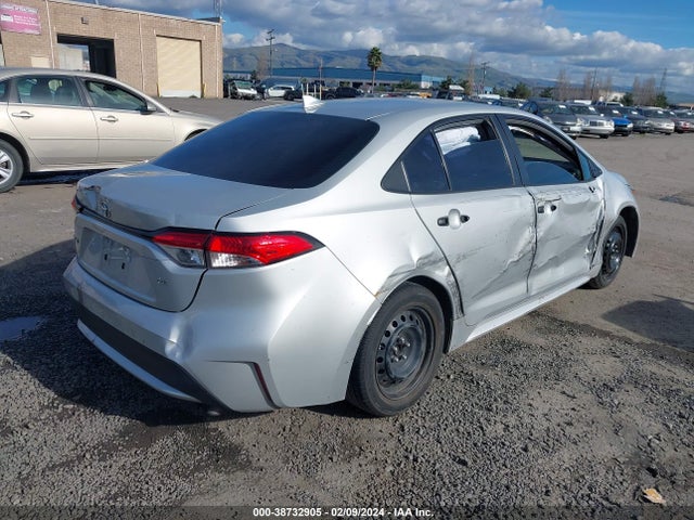 Toyota COROLLA LE 2020 5YFEPRAE0LP132394 Image 4