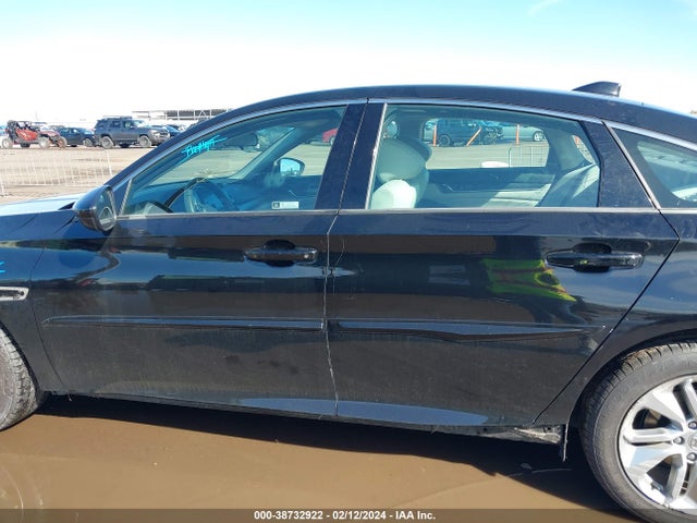 Honda ACCORD LX 2018 1HGCV1F15JA095740 Image 15