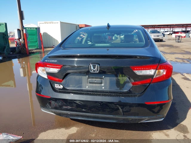 Honda ACCORD LX 2018 1HGCV1F15JA095740 Image 17