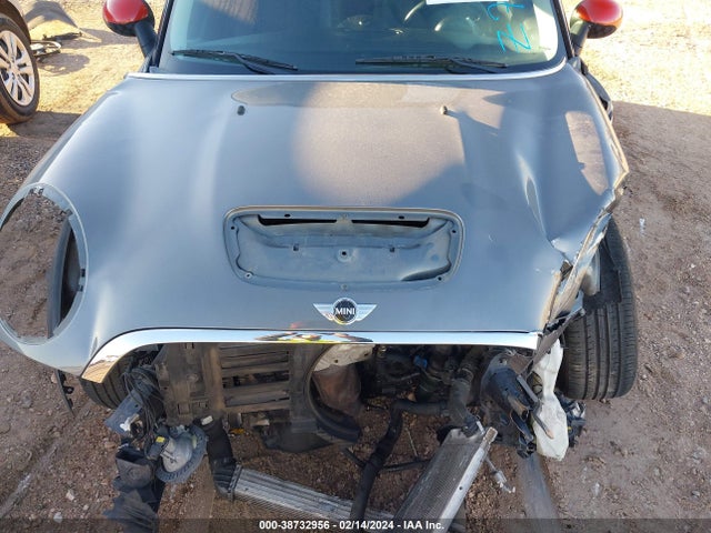 2010 MINI COOPER S WMWMF7C5XATZ70421 Photo 9