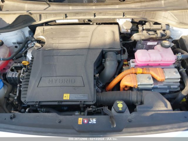 KNDCB3LC6M5488779 KIA NIRO LX