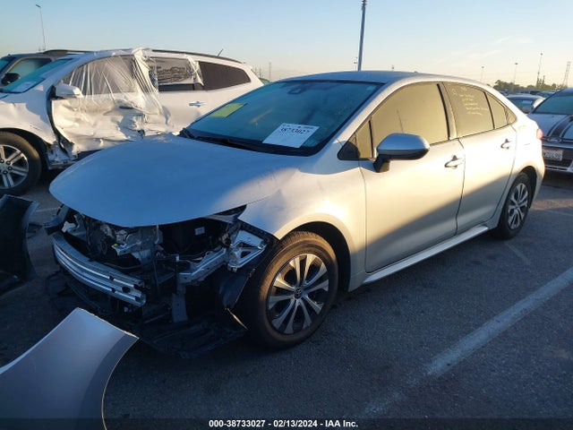 Toyota Corolla Hybrid Le 2022 JTDEAMDE8N3006148 Image 2