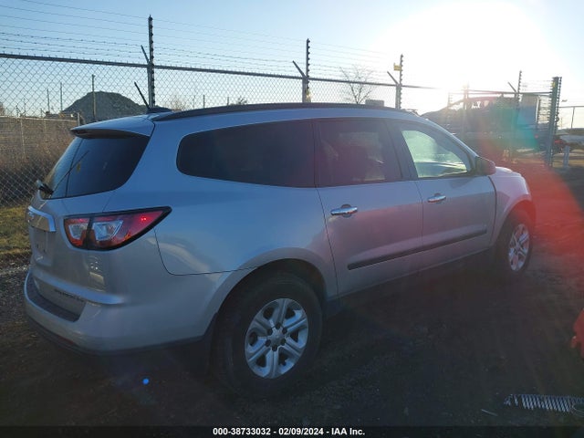 Chevrolet Traverse Ls 2016 1GNKVFKD9GJ271194 Image 4