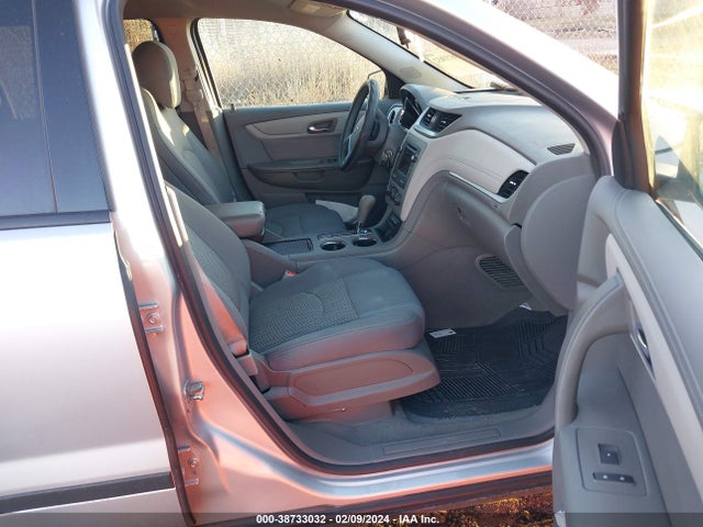 Chevrolet Traverse Ls 2016 1GNKVFKD9GJ271194 Image 5
