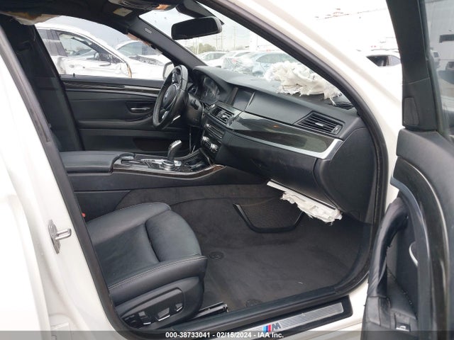 BMW 535i 2014 WBA5B1C54ED475905 Image 5