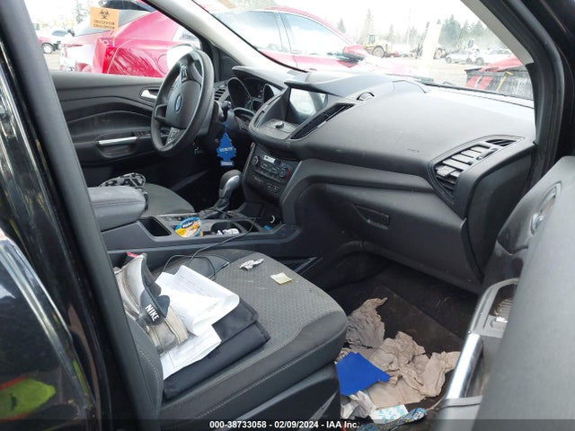 2019 FORD ESCAPE SE VIN: 1FMCU9GD1KUB89389