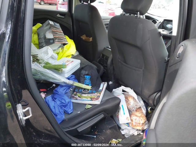 2019 FORD ESCAPE SE VIN: 1FMCU9GD1KUB89389