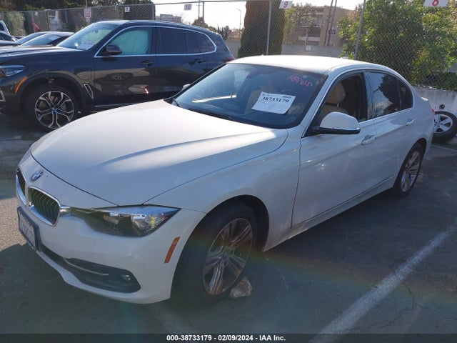 BMW 330I 2017 WBA8B9G34HNU55978 Image 2