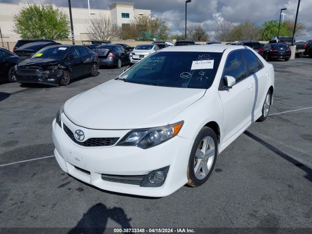 Toyota CAMRY SE 2014 4T1BF1FK3EU401625 Image 2