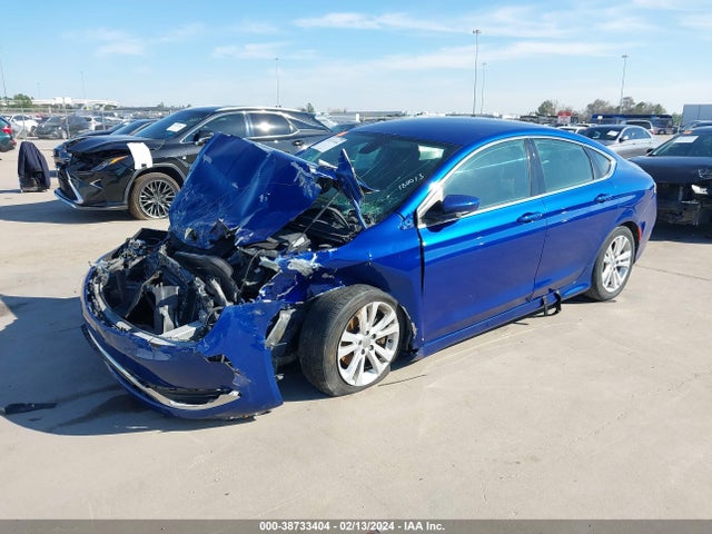 Chrysler 200 Limited 2015 1C3CCCABXFN698932 Image 2