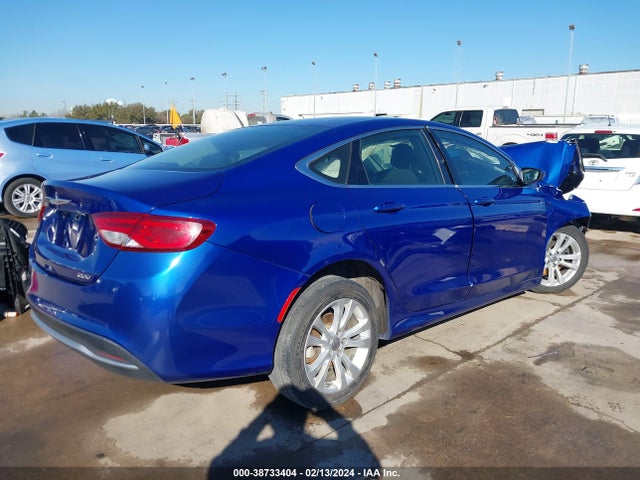 Chrysler 200 Limited 2015 1C3CCCABXFN698932 Image 4