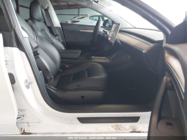 2021 TESLA MODEL 3 5YJ3E1EC7MF001208 Photo 4
