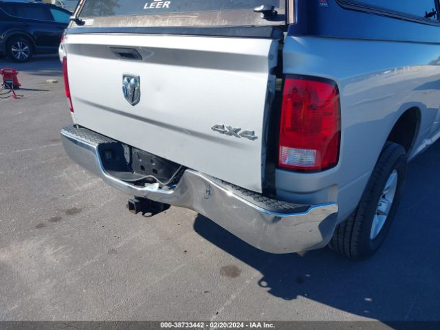 1C6RR7FT5HS690987 RAM 1500 Tradesman Quad Cab 4x4 6'4 Box