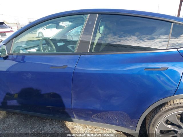 7SAYGDEF3NF344288 Tesla Model Y Performance Dual Motor All-wheel Drive