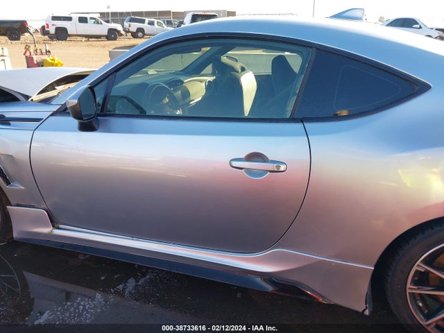 Toyota 86 2019 JF1ZNAA12K8702711 Image 14