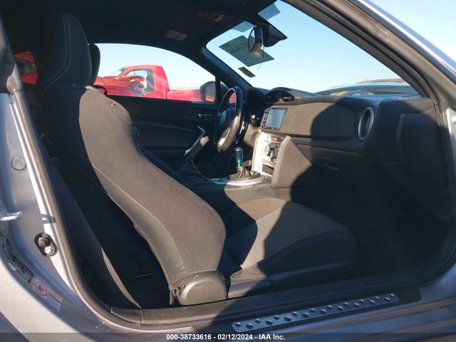 Toyota 86 2019 JF1ZNAA12K8702711 Image 5