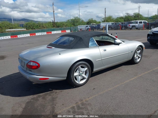 1998 JAGUAR XK8 SAJGX2242WC024069 Photo 3