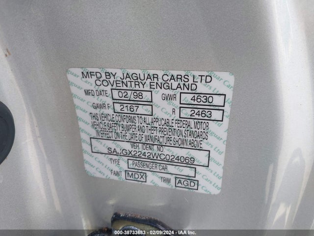 1998 JAGUAR XK8 SAJGX2242WC024069 Photo 8