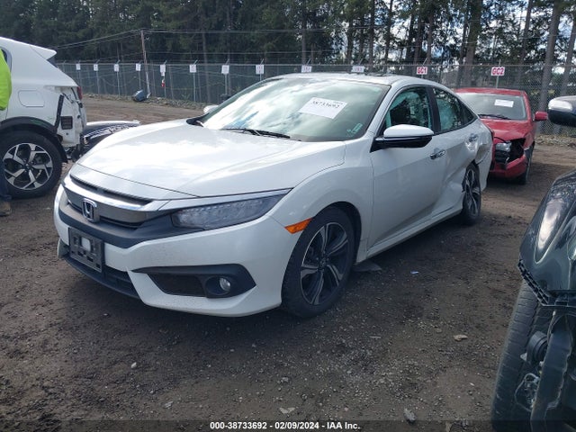 Honda Civic Touring 2017 2HGFC1F91HH642314 Image 2