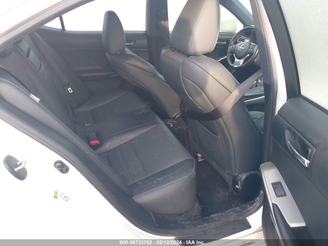 Lexus IS 250 2014 JTHBF1D2XE5020614 Image 8