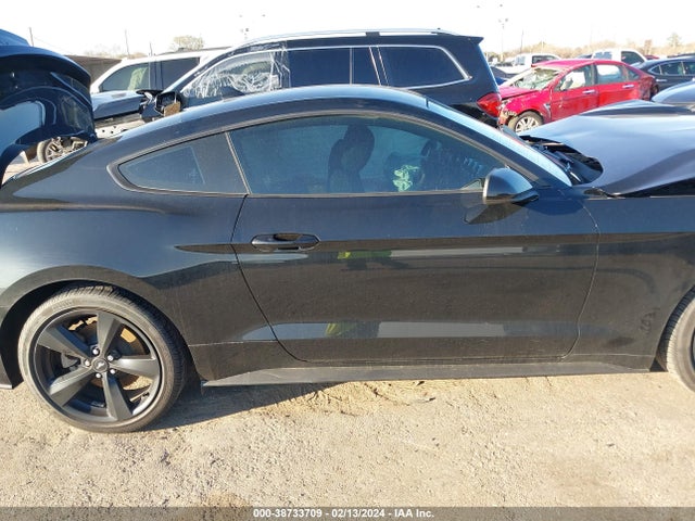 Ford Mustang Ecoboost Fastback 2022 1FA6P8TH2N5150858 Image 14