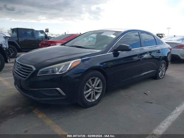 Hyundai Sonata 2017 5NPE24AFXHH513362 Image 2