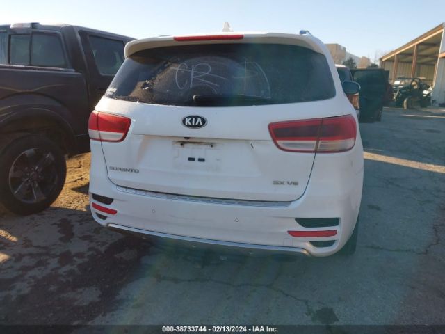 5XYPKDA56GG015603 KIA Sorento 3.3l Sx
