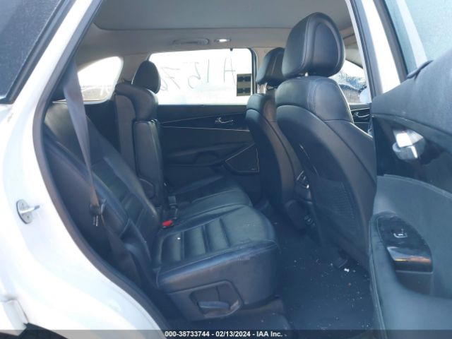 5XYPKDA56GG015603 KIA Sorento 3.3l Sx