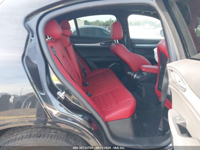 ZASPAKBN7P7D54431 Alfa Romeo Stelvio Veloce Awd
