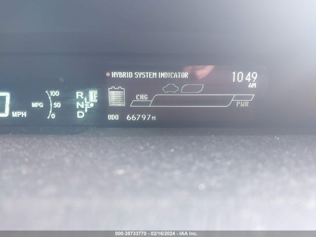 Toyota Prius Two 2015 JTDKN3DU1F0426555 Image 16