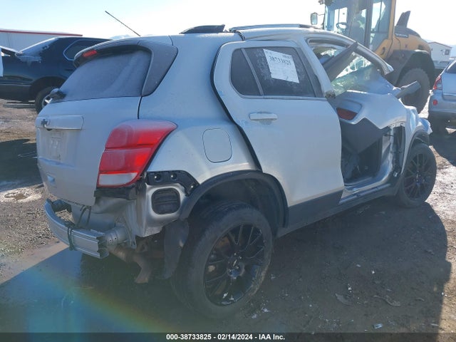 Chevrolet Trax Awd Lt 2022 KL7CJPSM1NB537598 Image 4