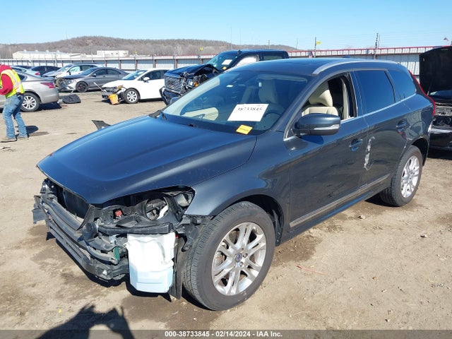 2015 VOLVO XC60 T5 PREMIER PLUS VIN: YV440MDC1F2619875
