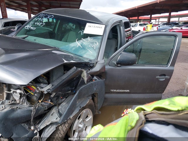 Toyota TACOMA 2014 5TFUX4EN8EX024487 Image 2