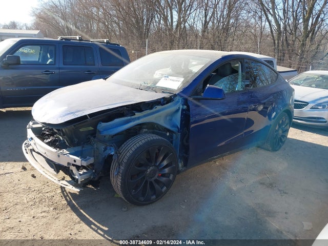 7SAYGDEFXNF462760 Tesla Model Y Performance Dual Motor All-wheel Drive